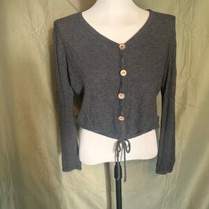 Free Kisses Gray Crop Long Sleeve Shirt, Women’s Size Medium